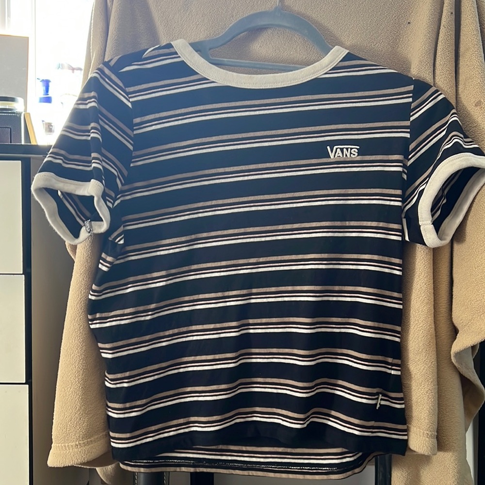Vintage T shirt. Striped pattern.
